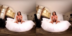 Raluca Raducu, Virtual Reality Video (8K)  Virtual Reality Photo Set, virtual reality video, female bodybuilder, female muscle, fbb, vr, muscular woman, Vintage Female Muscle, girls with muscle, FTVideo 8k resolution